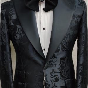Black floral jacquard tuxedo with wide peak lapel